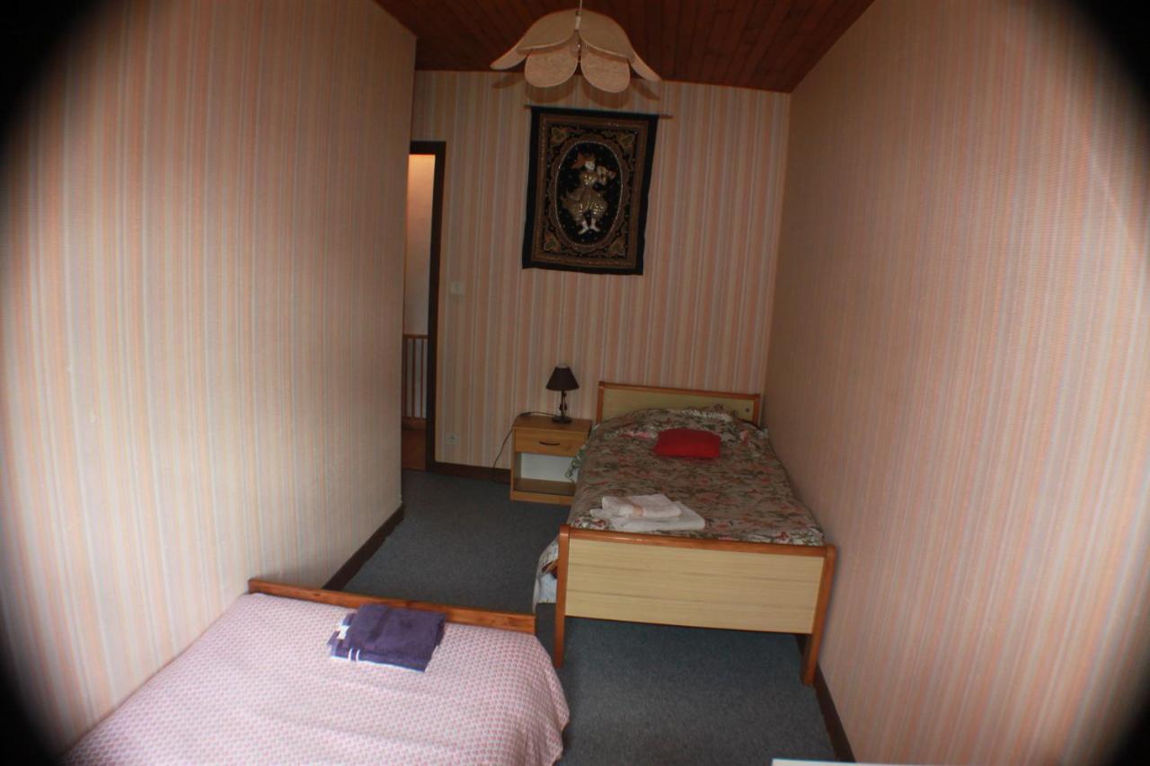 Villa les écureuils à Saint-Priest  Extérieur photo